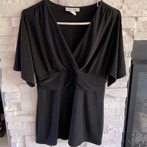 Black house white market black long v neck empire top with 3/4 sleeves